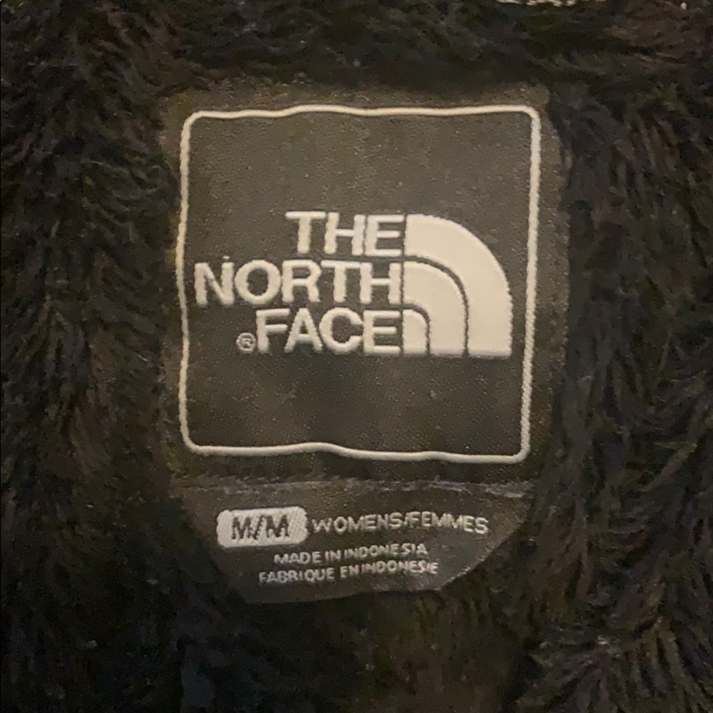 North face winter coat - Picture 3 of 3